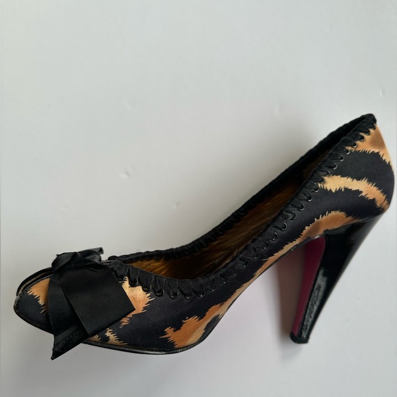 Betsey Johnson Pumps - Picture 2 of 5